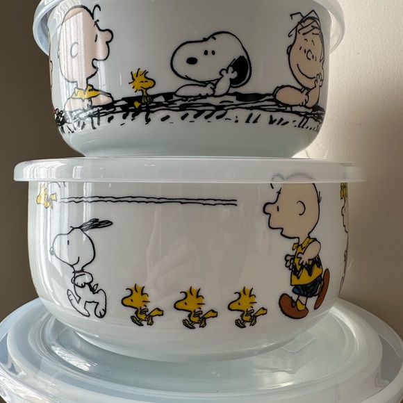 Peanuts Snoopy Ceramic Bowls with Vent New Tupperware - Picture 3 of 8